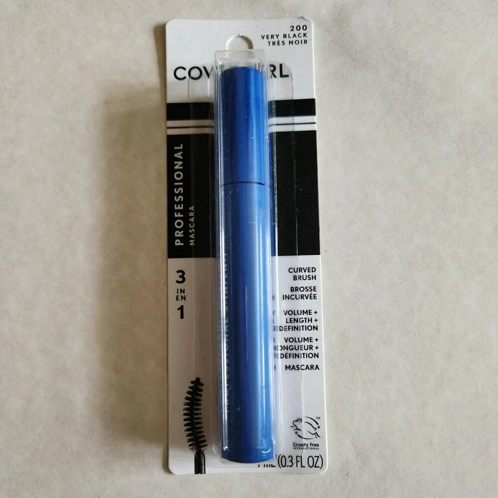 COVERGIRL Mascara Bundle: Waterproof Exhibitionist and Professional Big & Bold